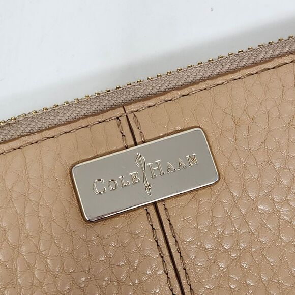 COLE HAAN Tan Pebbled Leather Wallet - Picture 8 of 10